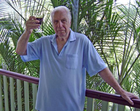 Uldis Siliņš savas 78. dzimšanas dienas svinībās 2008.g.