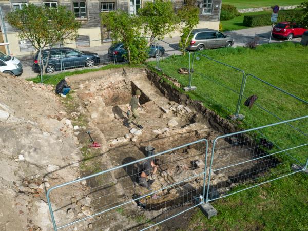 Cēsis, izrakumi Lielajā Katrīnas ielā 7. 2023. g. 26. septembris. V. Grīviņa foto.